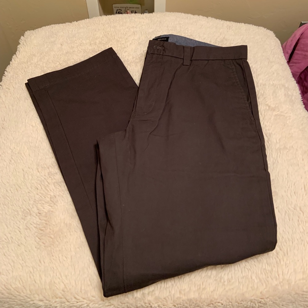 Banana Republic Men’s Chinos SZ 34X32 NWT